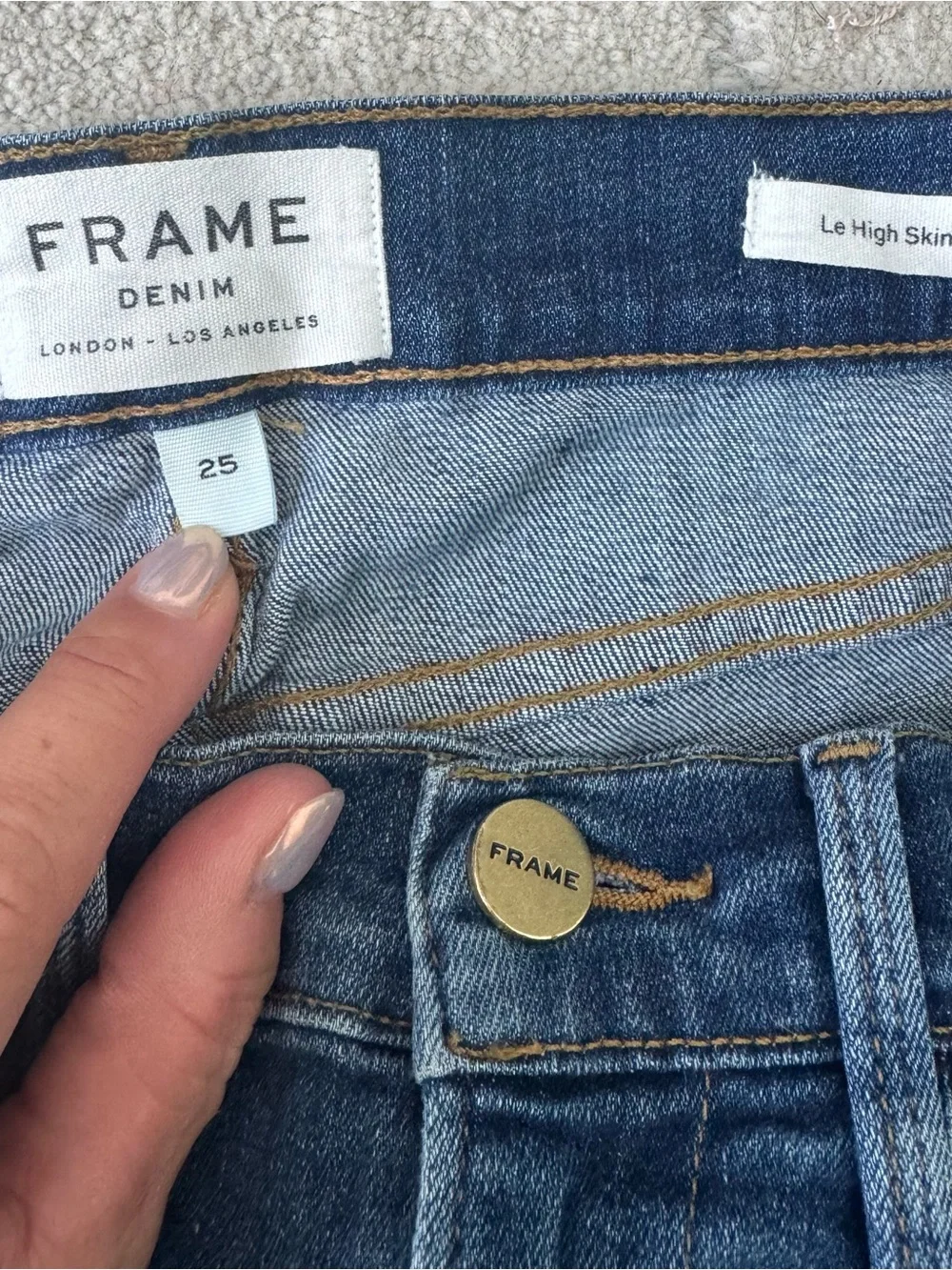 FRAME Le High Skinny Distressed Jeans | Hilltop Wash | Size 25 | Made in USA